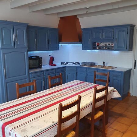 Maison 2 Chambres Au Calme Saint-Bonnet-sur-Gironde エクステリア 写真